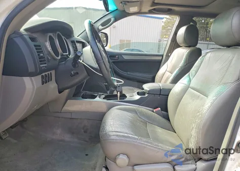 2005 Toyota 4Runner Sr5 z USA, uszkodzony, nr VIN JTEBU14R850074975